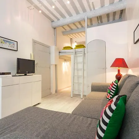 Adorable Vieux Apartamento Nice